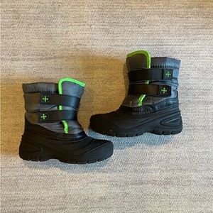 Wonder Nation Lined Boys’ Snow Boots